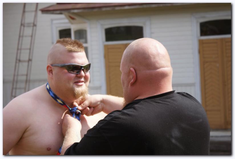 802x537 pixels (41K)